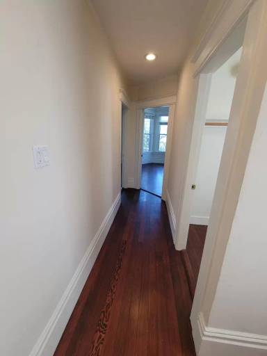 Main picture of 257 S Van Ness Ave