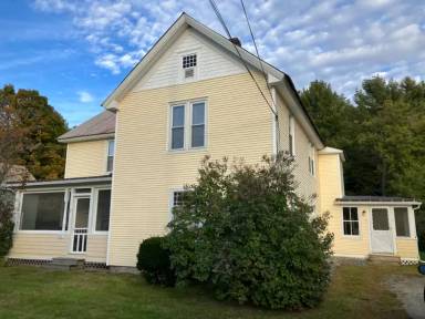 Main picture of 193 Maple St