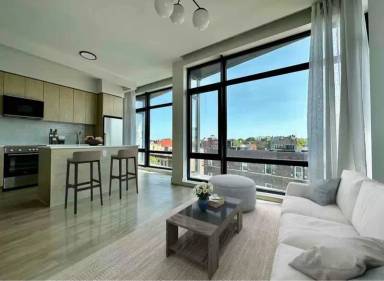 Main picture of 11 Herkimer St