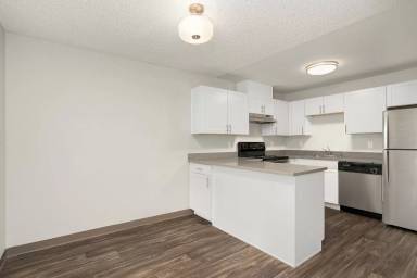 Main picture of 1418 Valley Ave E