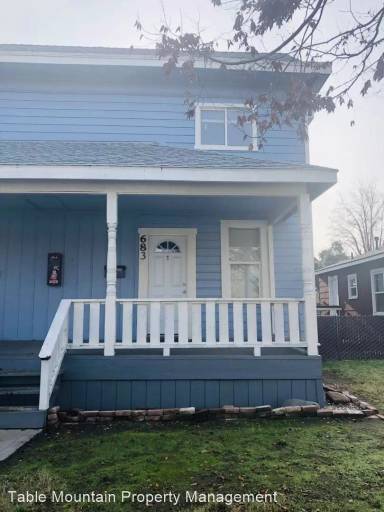 Main picture of 679 High St