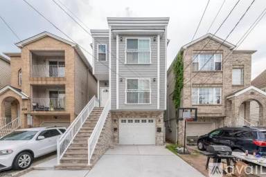 Main picture of 230 Port Ave