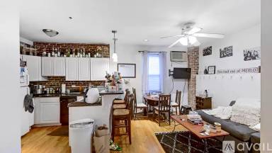 Main picture of 6 Cleveland Pl