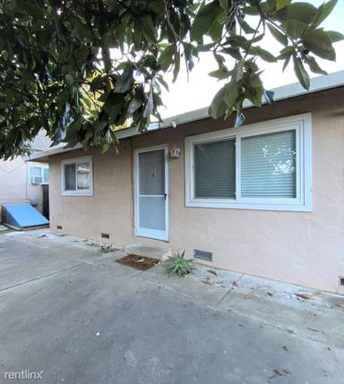 Main picture of 7580 Rosanna St