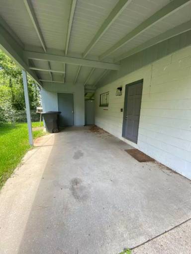 Main picture of 2215 Oxford Rd