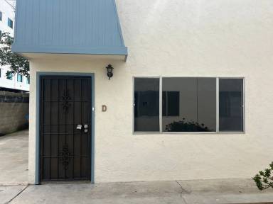 Main picture of 477 Fourth Ave