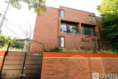 Main picture of 415 W Grant Pl