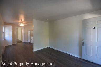 Main picture of 421 N Broad St