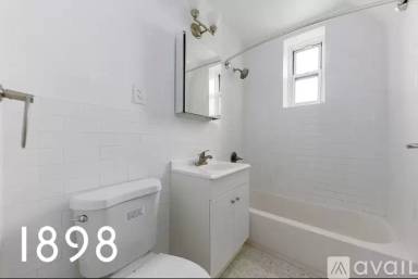 Main picture of 5545 Netherland Ave