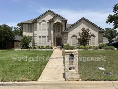 Main picture of 616 Natchez Ct