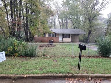 Main picture of 117 Larkwood Ave
