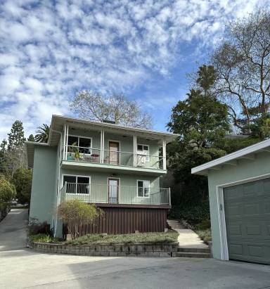 Main picture of 2309 Teviot St