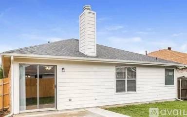 Main picture of 7216 Lindentree Ln