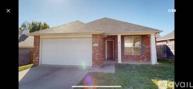 Main picture of 1110 E Park
