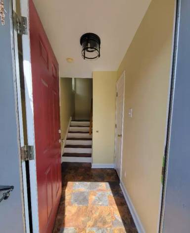 Main picture of 14 S 51st St