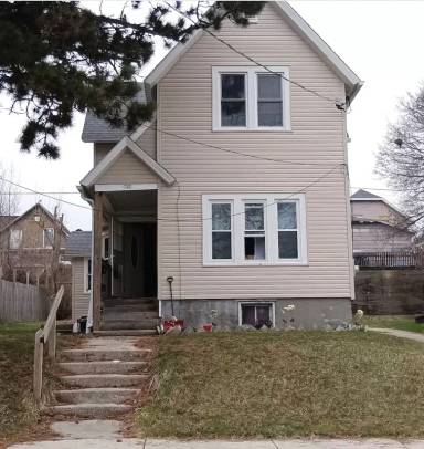 Main picture of 722 S 22nd St