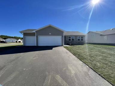 Main picture of 2260 Northfield Ln