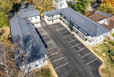 Main picture of 6917 Montgomery Rd