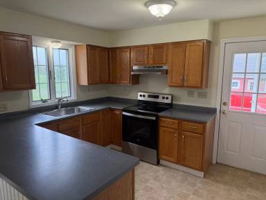 Main picture of 43 Silvermine Rd