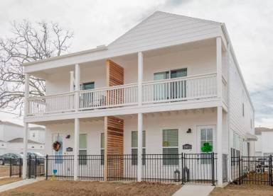 Main picture of 2107 W Parnell Dr