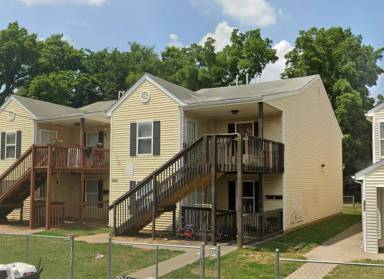 Main picture of 2817 Greenwood Ave