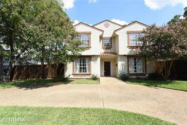 Main picture of 3224 Lovers Ln