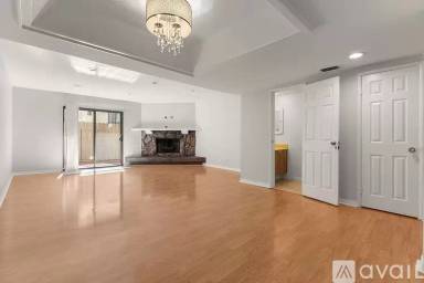 Main picture of 227 N Belmont St