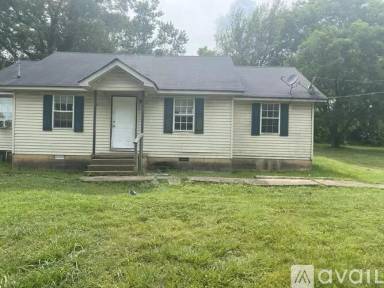 Main picture of 1105 North McLemore Avenue Apartments