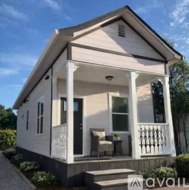 Main picture of 262 Soledad St