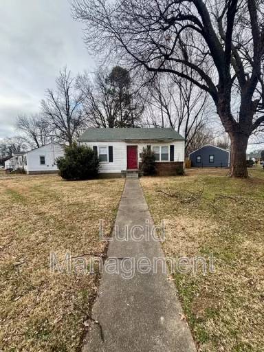 Main picture of 1700 Sonne Ave