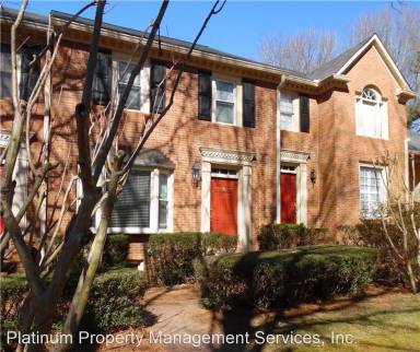 Main picture of 104 Weatherburne Dr