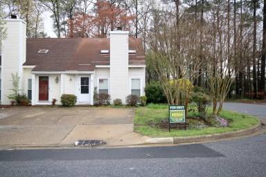 Main picture of 443 Benlea Cir