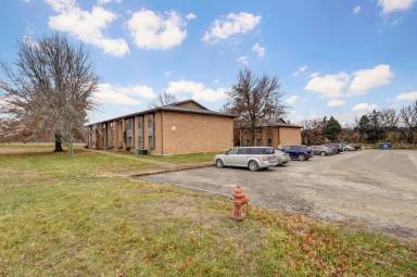Main picture of 930 New Buffalo Rd