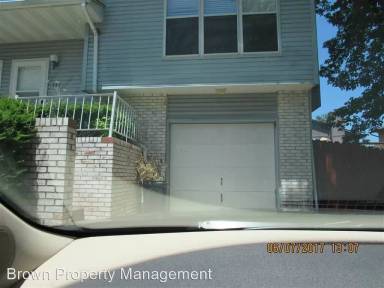 Main picture of 709 Vicksburg Dr