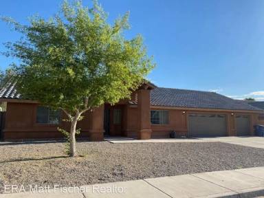Main picture of 6229 E 46th Ln