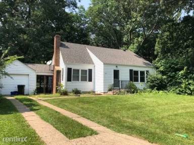 Main picture of 605 Brookland Park Dr