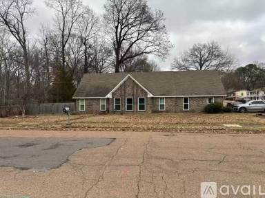 Main picture of 2498 Kenwood Ln
