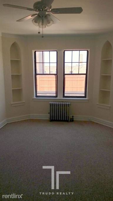 Main picture of 4829 N Damen Ave