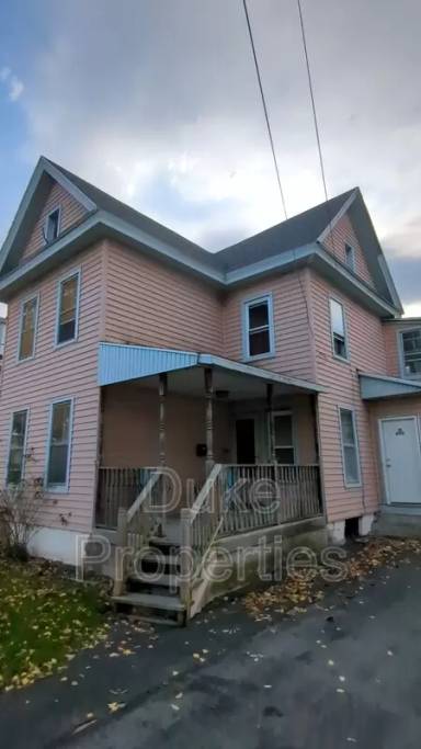 Main picture of 15 Garrow St