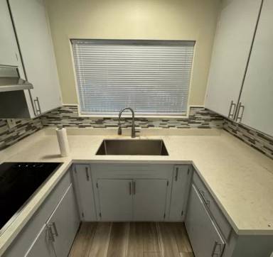 Main picture of 260 Pettis Ave