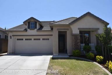 Main picture of 818 Baronial Ln