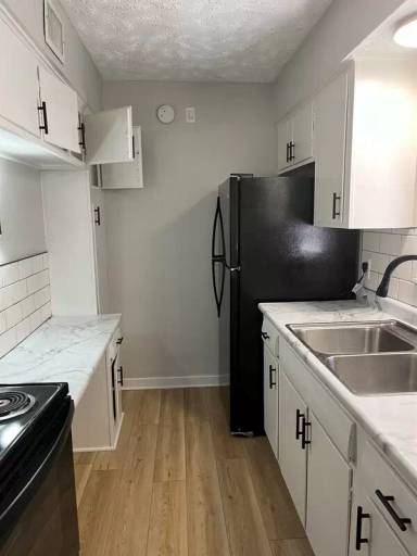 Main picture of 801 N 48th St