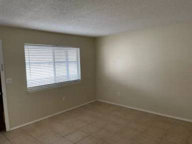 Main picture of College Park Condominiums