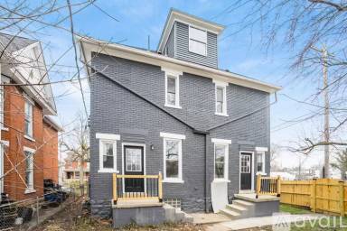 Main picture of 163 Martin Ave