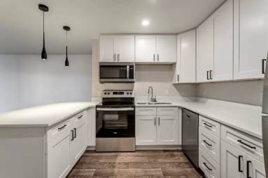 Main picture of 172 W Clinton Ave