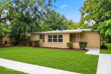 Main picture of 6758 Gaspar Cir E