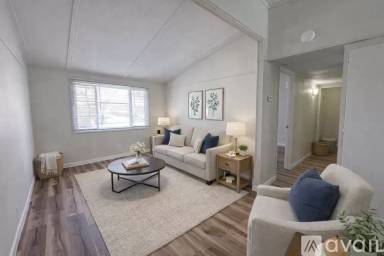 Main picture of 813 Elm St