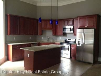 Main picture of Edison Park Condos