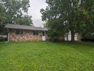 Main picture of 5909 Buick Dr