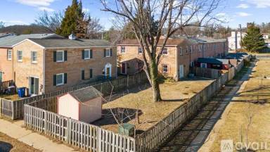 Main picture of 615 Bywater Rd